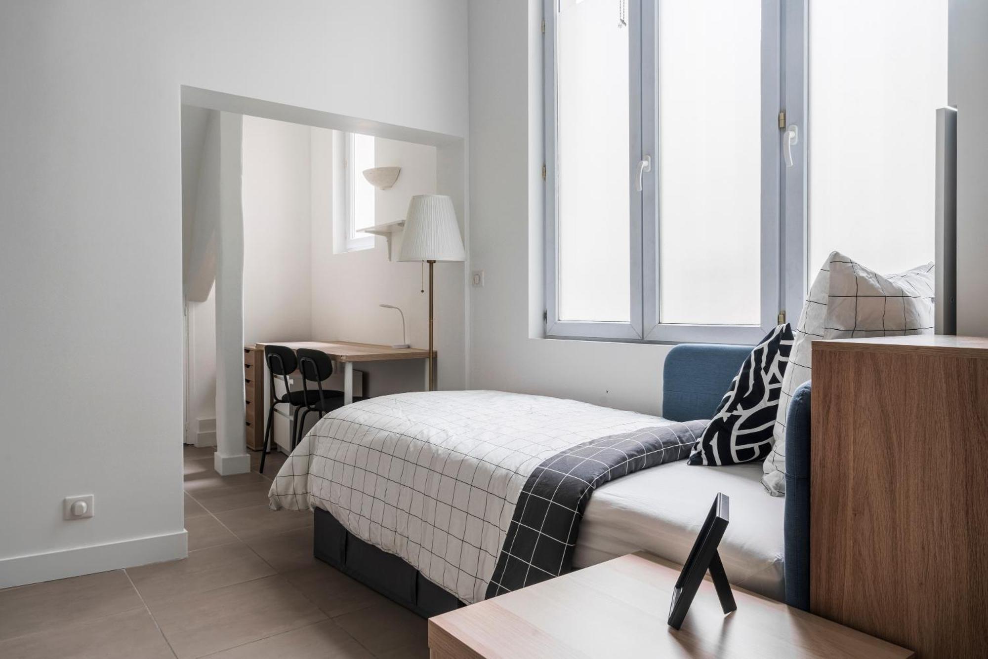 Apart Merryland Paris Chatelet Exterior photo